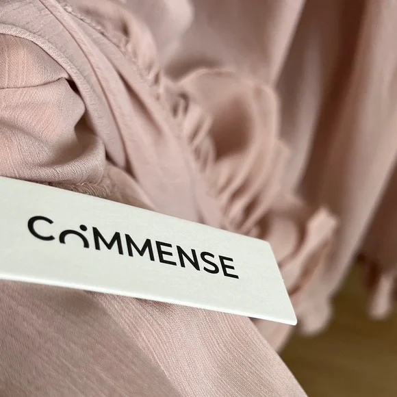 Commense Blush Ruffled cape dress with slip underneath - Picture 6 of 7